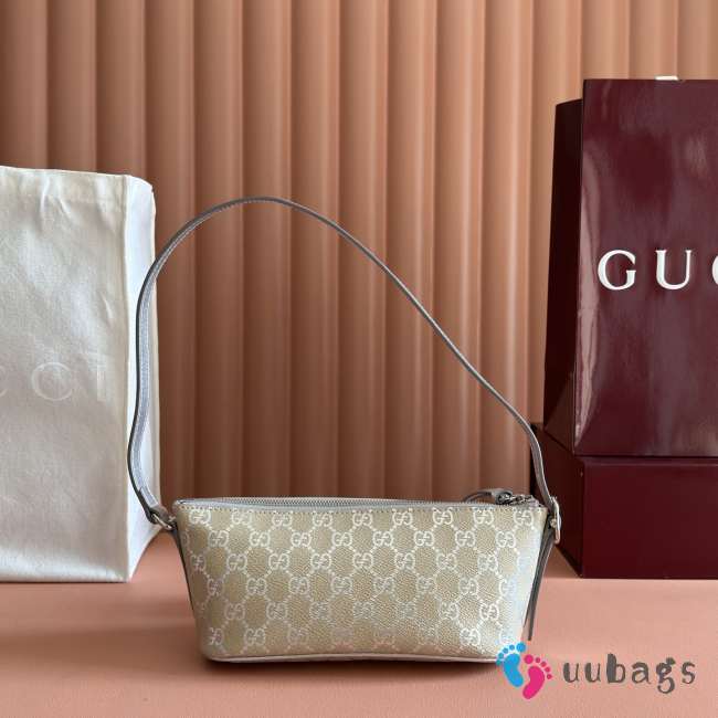 Uubags Gucci GG Emblem small shoulder bag silver GG fabric 22cm(27cm)x10.5x9cm - 1