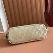 Uubags Gucci GG Emblem small shoulder bag silver GG fabric 22cm(27cm)x10.5x9cm - 4