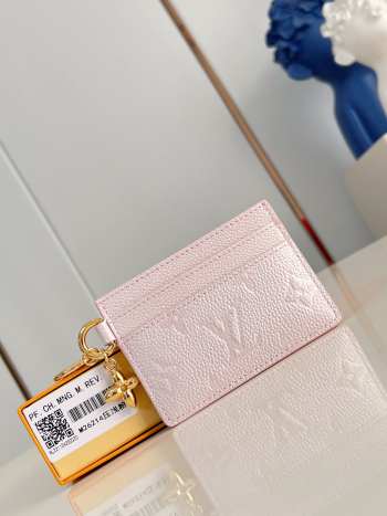 Uubags Louis Vuitton M26214 Charms Card Holder In Snowy Pearl 11x7x1.5cm