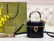 Uubags Gucci Mini vanity bag with bamboo handle black 15.5x13.5x4cm - 1