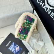 Uubags Chanel Small Flap Bag Tweed, Shearling Lambskin & Gold-Tone Metal In Green, Purple, Ecru & Brown 20cm - 3