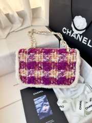 Chanel Medium Flap Bag Tweed, Sheepskin & Gold-tone Metal In Fuchsia, Pink, Beige & Brown 25cm - 6