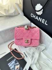 Uubags Chanel mini flap bag, velvet, diamanté & gold-tone metal, pink 18cm - 1