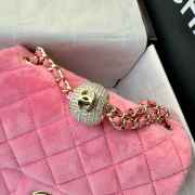 Uubags Chanel mini flap bag, velvet, diamanté & gold-tone metal, pink 18cm - 2