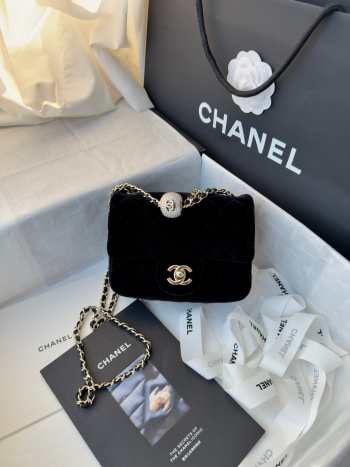 Uubags Chanel mini flap bag, velvet, diamanté & gold-tone metal, black 18cm
