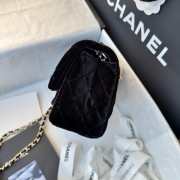Uubags Chanel mini flap bag, velvet, diamanté & gold-tone metal, black 18cm - 5