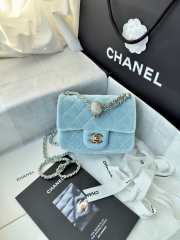 Uubags Chanel mini flap bag, velvet, diamanté & gold-tone metal, light blue 18cm - 1