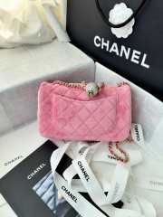 Uubags Chanel mini flap bag, velvet, diamanté & gold-tone metal, pink 20cm - 4