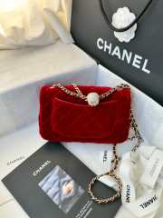 Uubags Chanel mini flap bag, velvet, diamanté & gold-tone metal, red 20cm - 6