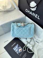 Uubags Chanel mini flap bag, velvet, diamanté & gold-tone metal, light blue 20cm - 6