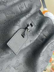 Uubags Louis Vuitton M13179 Boundless Perforated Mahina Calfskin Leather in Black 43x33.5x17cm - 2