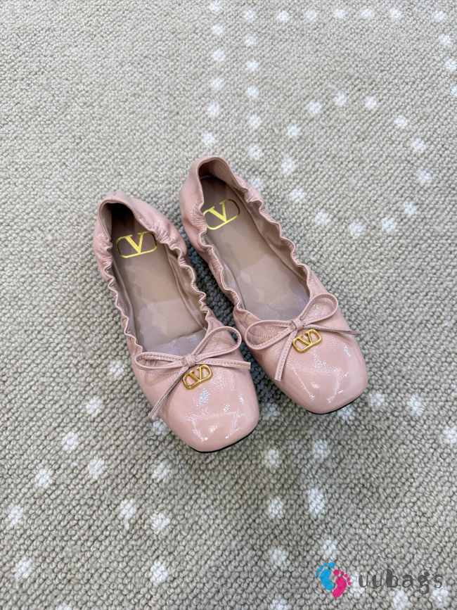 Uubags Valentino Garavani VLogo Signature Ruched Slip-On Ballerina Pink  - 1