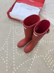Uubags Hunter original tall wellington boots in military red  - 4