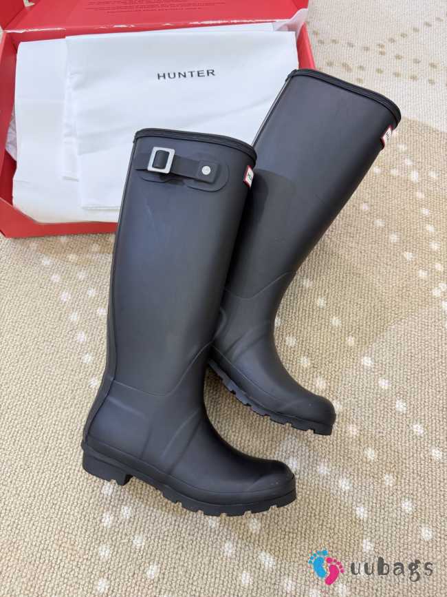 Uubags Hunter original tall wellington boots in black - 1