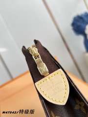 Uubags Louis Vuitton M83547 Toilet Pouch Monogram Canvas Material 20x25x5.5cm - 5