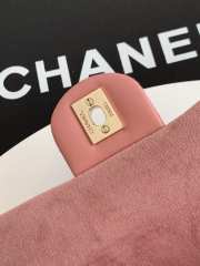 Uubags Chanel mini flap bag, velvet, diamanté & gold-tone metal pink 13x20x7cm - 3