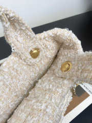 Uubags Chanel large bow bag tweed fabric & gold-plated metal in beige & white 39x5x25cm - 4