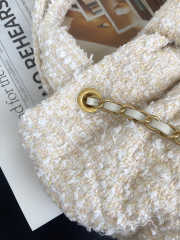 Uubags Chanel large bow bag tweed fabric & gold-plated metal in beige & white 39x5x25cm - 3