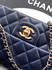 Uubags Chanel Mini Top Handle Flap Bag with Bow Charm Navy Blue Quilted Leather & Gold-Tone Metal 20x13x9cm - 4
