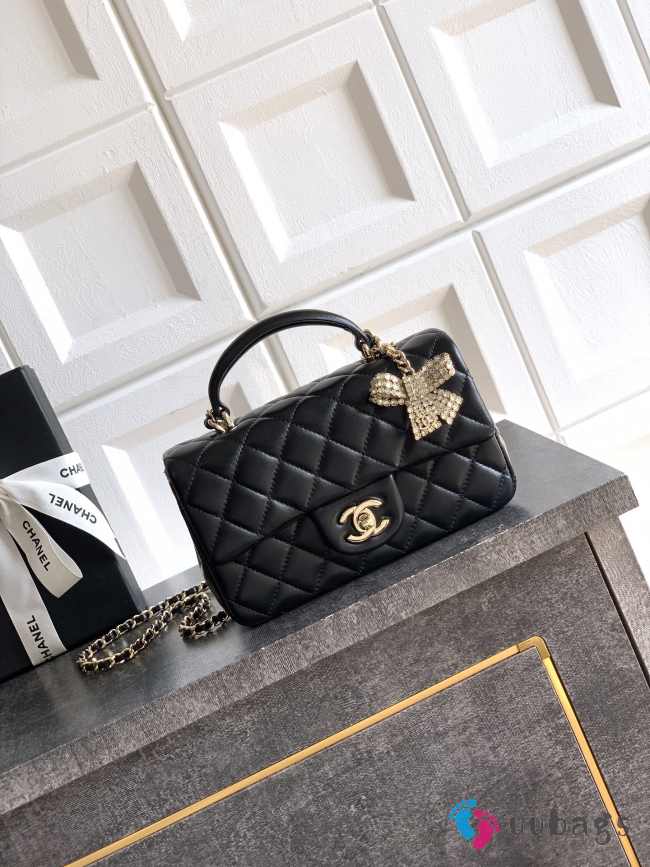 Uubags Chanel Mini Top Handle Flap Bag with Bow Charm Black Quilted Leather & Gold-Tone Metal 20x13x9cm - 1