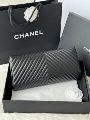 Uubags Chanel Black Chevron Lambskin Fold Up Again Clutch With Silver Hardware 29x14.5cm   - 2