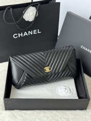 Uubags Chanel Black Chevron Lambskin Fold Up Again Clutch With Gold Hardware 29x14.5cm - 1
