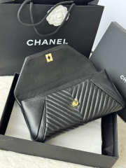 Uubags Chanel Black Chevron Lambskin Fold Up Again Clutch With Gold Hardware 29x14.5cm - 3