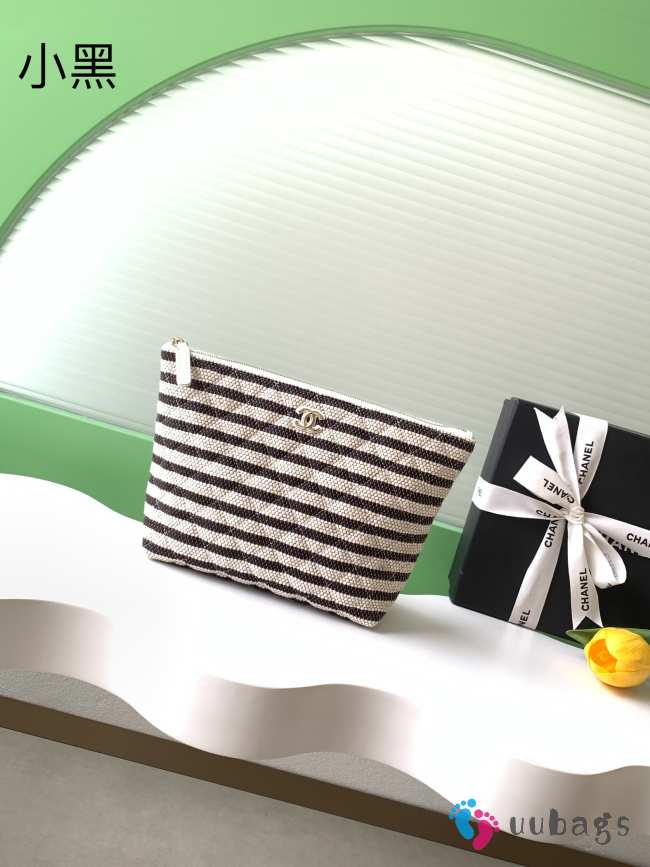 Uubags Chanel Medium Zipped Case Printed Fabric & Gold-Tone Metal In Light Beige /Black 16.5x26x9cm - 1