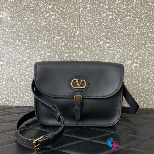 Uubags Valentino Garavani Antibes Calfskin Shoulder Bag Black 20.5x26.5x6.5cm - 1