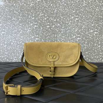 Uubags Valentino Garavani Antibes small shoulder bag in havana beige calfskin 22x14x5cm