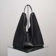 Uubags Large The Row Beige Bindle 3 Tote Bag In Black 43x10x49cm - 1