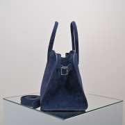 Uubags The Row Medium Soft Margaux 12 Bag In Navy Blue Suede 30.5x23x19cm - 5