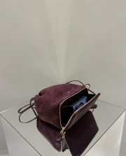 Uubags Alaïa Le Pochon Suede Shoulder Bag In Burgundy 19x23x10cm - 2
