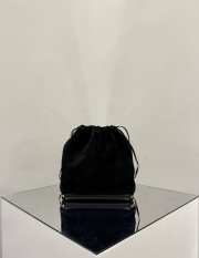 Uubags Alaïa Le Pochon Suede Shoulder Bag In Black 19x23x10cm - 4