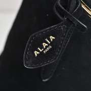 Uubags Alaïa Black La Canette Small Suede Shoulder Bag 13x16x13cm - 4