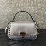 Uubags Valentino 23cm flap bag with handle and shoulder strap in elegant silver - 1
