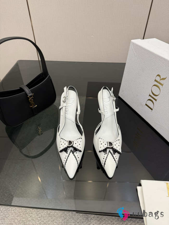 Uubags Dior slingback pumps with black trim and a bow detail in white 8.5cm - 1
