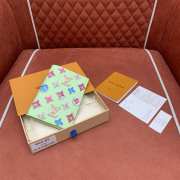 Uubags Louis Vuitton M28039 Passport Holder In Pistachio Green 10x14x2.5cm - 1