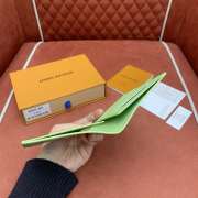 Uubags Louis Vuitton M28039 Passport Holder In Pistachio Green 10x14x2.5cm - 4