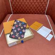 Uubags Louis Vuitton M28281 Passport Holder In Chocolate Brown 10x14x2.5cm - 1