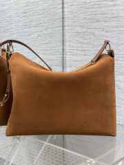 Uubags Dior Large Hobo Bag in Tan Suede & Smooth Calfskin With Gold Hardware 39x29x11cm - 4