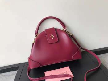 Uubags Manu Atelier Demi leather shoulder bag in a red 25cm