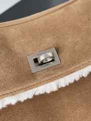 Uubags Balenciaga Rodeo Handbag Small in noce suede calfskin and white fleecel, aged-silver hardware 29x20x10cm - 5