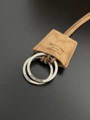 Uubags Balenciaga Rodeo Handbag Medium in noce suede calfskin and white fleecel, aged-silver hardware 35x23.5x11cm - 5