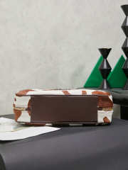 Uubags Miu Miu Printed Leather Beau Bag In White/Burnt Sienna 17x30x8.5cm - 5