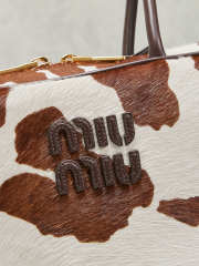 Uubags Miu Miu Printed Leather Beau Bag In White/Burnt Sienna 17x30x8.5cm - 2
