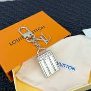 Uubags Louis Vuitton Pearl Heart Trunk Lock Keychain - 4