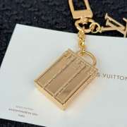 Uubags Louis Vuitton Pearl Heart Trunk Lock Keychain - 3