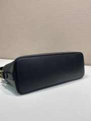 Uubags Prada Large leather tote bag in black 35x24.5x13.5cm - 4