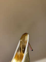 Uubags Christian Louboutin Cassia mule in laminated lamb nappa leather gold 10cm - 6